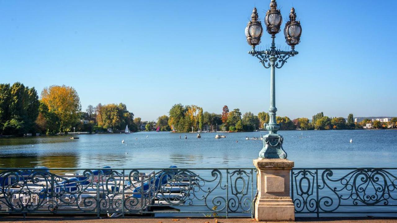 Apartment Grand 2 Pieces Enghien-les-Bains